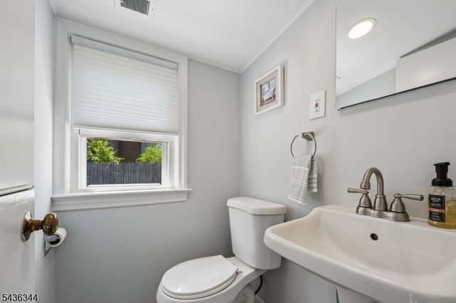 143 Mendham Rd, Mendham Twp., NJ 07945