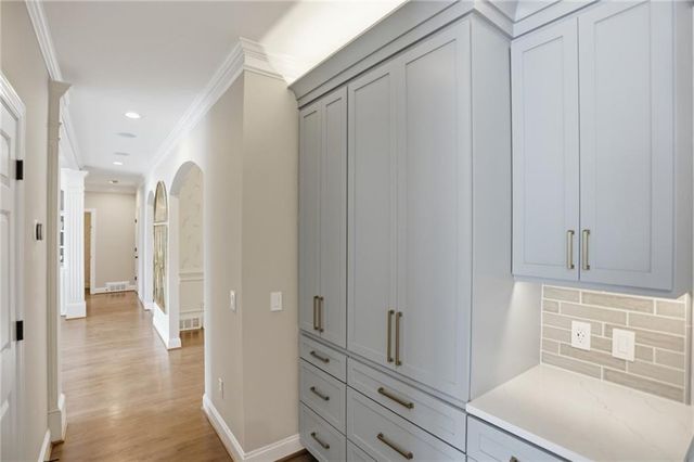 641 E Shore Drive, Canton, GA 30114