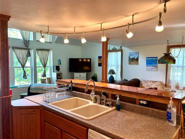 13478 OLD LAKE Road 92, East Springfield, PA 16411