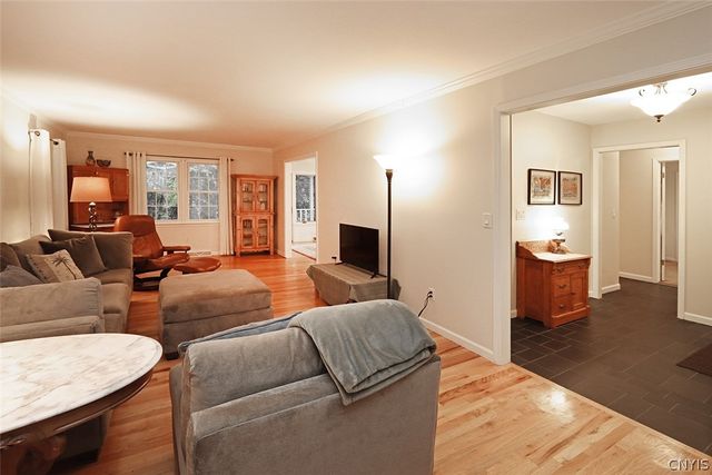 15 Bovington Lane, Dewitt, NY 13066