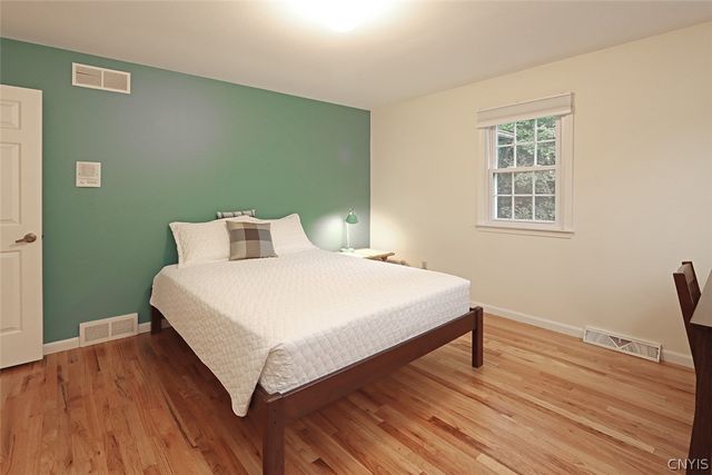 15 Bovington Lane, Dewitt, NY 13066