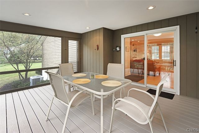 15 Bovington Lane, Dewitt, NY 13066