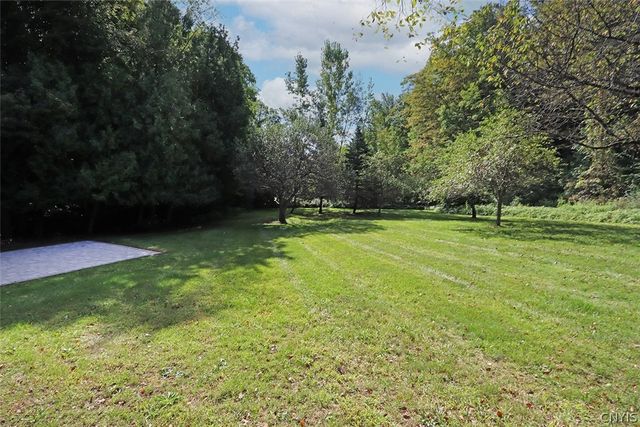 15 Bovington Lane, Dewitt, NY 13066
