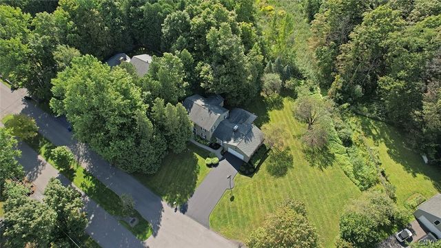 15 Bovington Lane, Dewitt, NY 13066