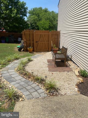 10500 MCGUIRE WAY, Clinton, MD 20735