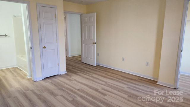 110 Steam Engine Drive 204, Mooresville, NC 28115