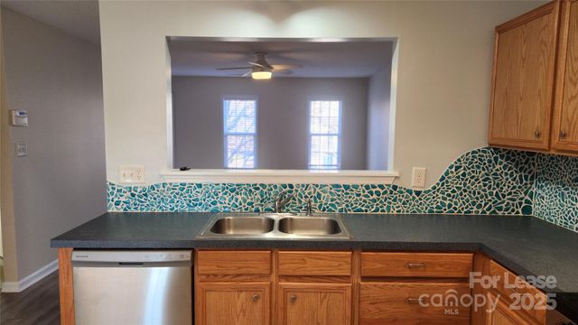 110 Steam Engine Drive 204, Mooresville, NC 28115