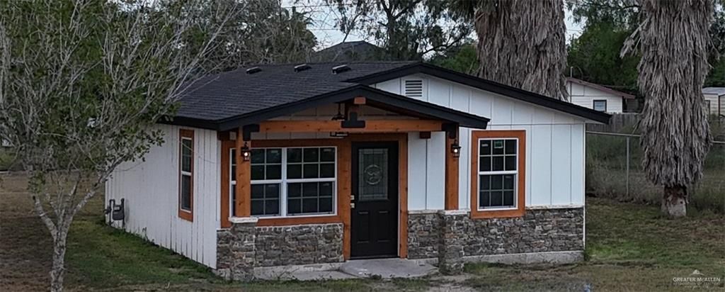 204 S McDaniel Street, Edcouch, TX 78538