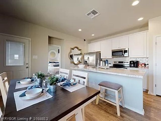 8701 Preston Wood Drive, Fort Smith, AR 72916