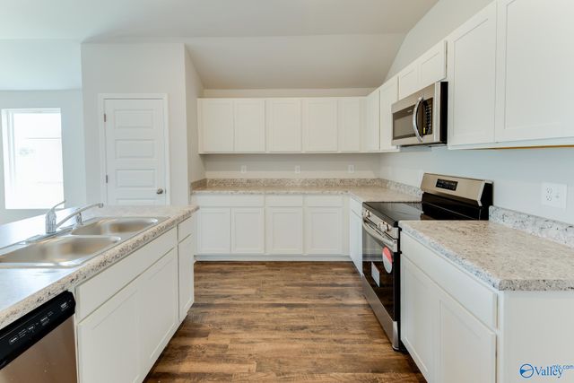 103 Olde Savannah Way, New Market, AL 35761