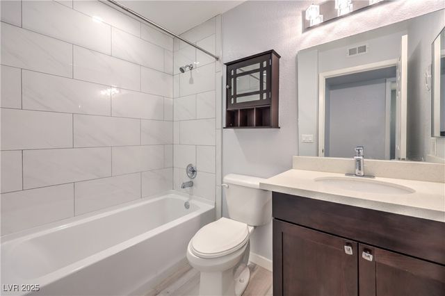 2120 Ramrod Avenue 214, Henderson, NV 89014