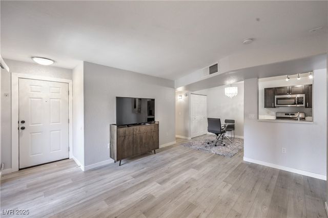 2120 Ramrod Avenue 214, Henderson, NV 89014