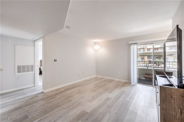 2120 Ramrod Avenue 214, Henderson, NV 89014