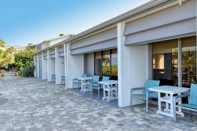 1036 W PEPPERTREE LANE 113B, Sarasota, FL 34242