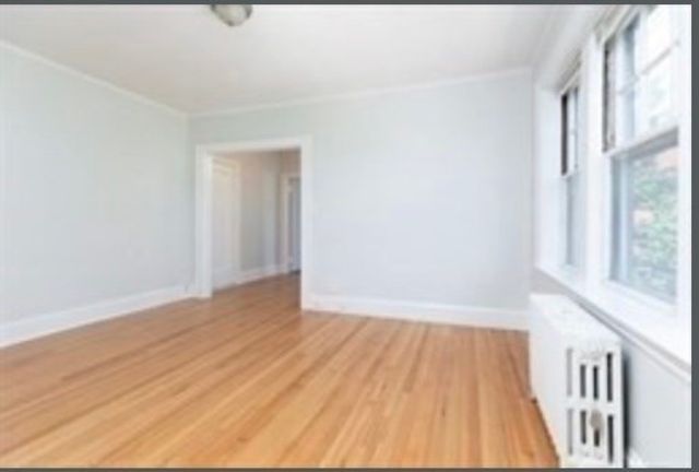 22 Concord Ave 10, Cambridge, MA 02138
