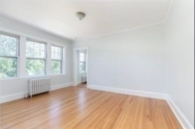 22 Concord Ave 10, Cambridge, MA 02138