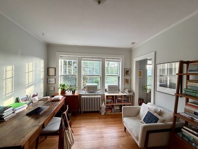 22 Concord Ave 10, Cambridge, MA 02138