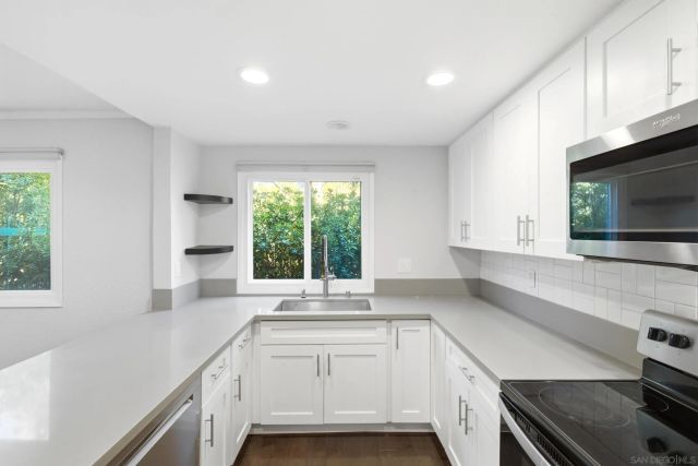 8178 Avenida Navidad 12, San Diego, CA 92122