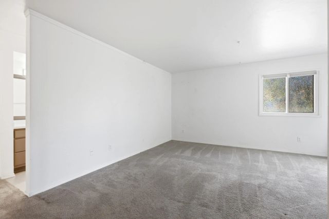 8178 Avenida Navidad 12, San Diego, CA 92122