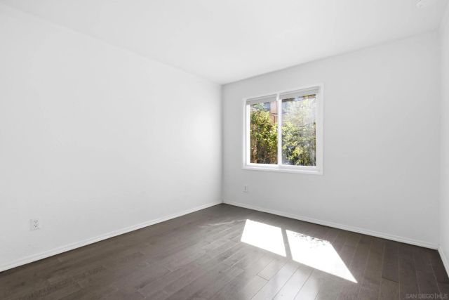 8178 Avenida Navidad 12, San Diego, CA 92122