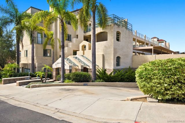 8178 Avenida Navidad 12, San Diego, CA 92122