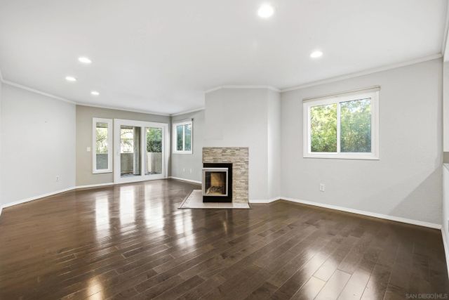 8178 Avenida Navidad 12, San Diego, CA 92122