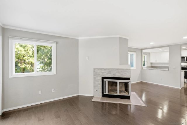 8178 Avenida Navidad 12, San Diego, CA 92122