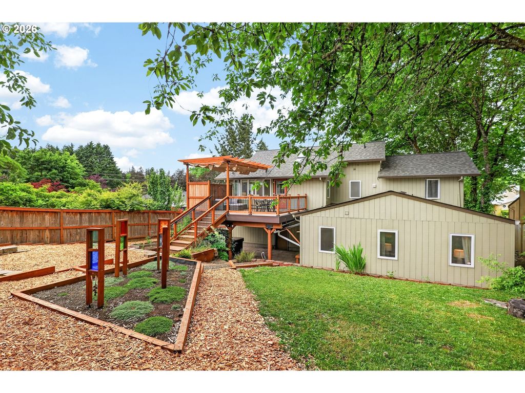 Image 22 of property listing at 248 Nw ASH St, Mc Minnville, OR 97128