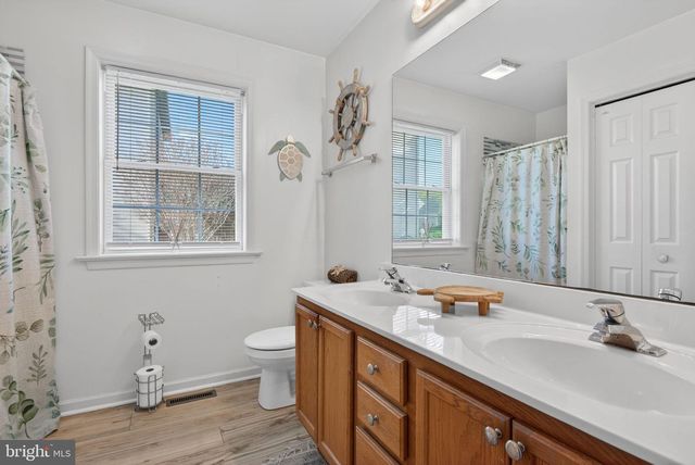 325 OLDE HICKORY RD, Mount Wolf, PA 17347