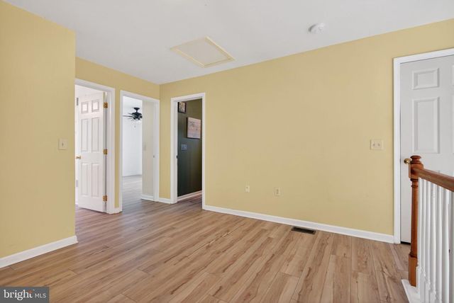 325 OLDE HICKORY RD, Mount Wolf, PA 17347