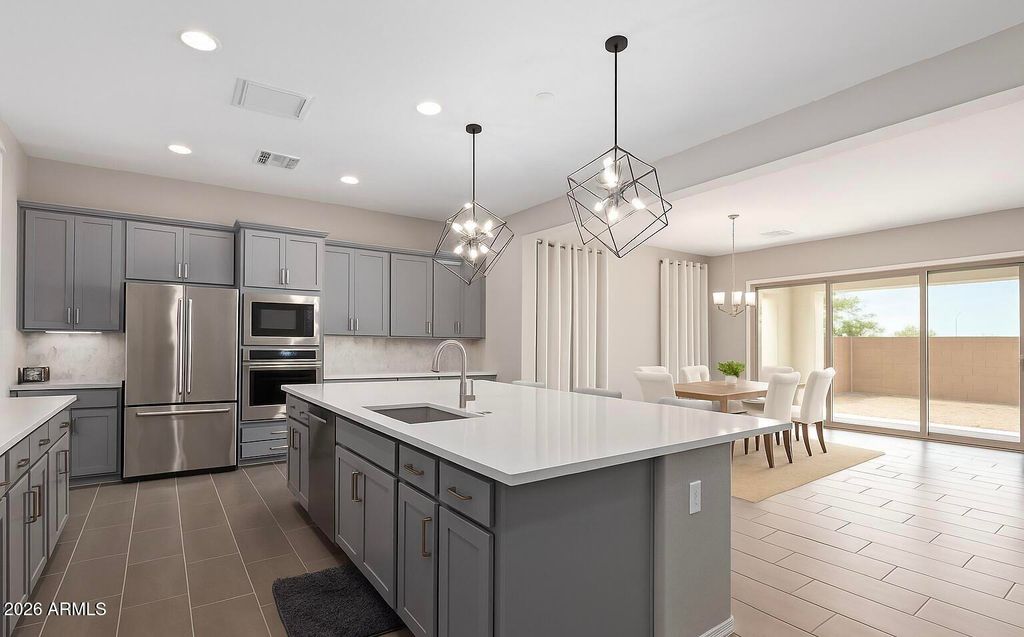 14095 W CRABAPPLE Drive, Surprise, AZ 85387 — photo 4