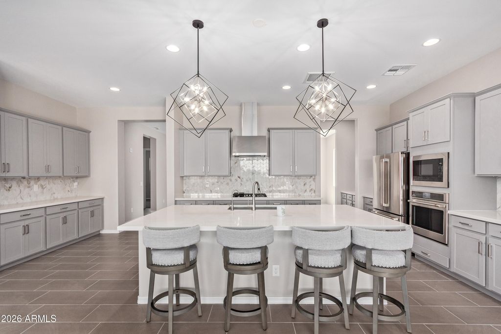 14095 W CRABAPPLE Drive, Surprise, AZ 85387 — photo 5