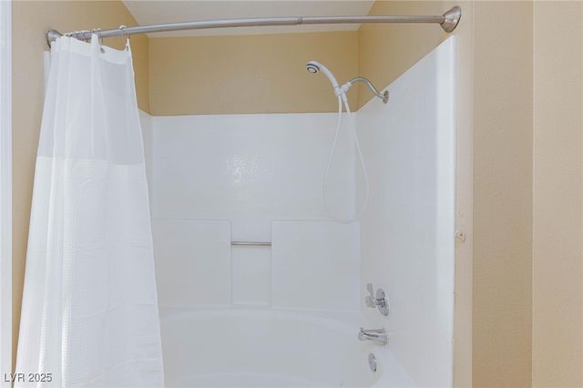 7300 Pirates Cove Road 2038, Las Vegas, NV 89145