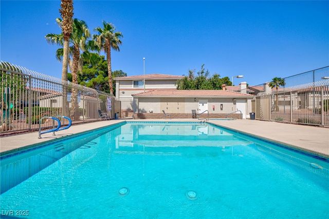 7300 Pirates Cove Road 2038, Las Vegas, NV 89145