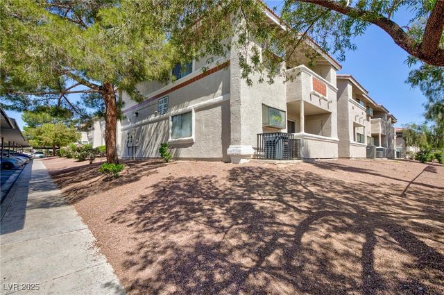 7300 Pirates Cove Road 2038, Las Vegas, NV 89145