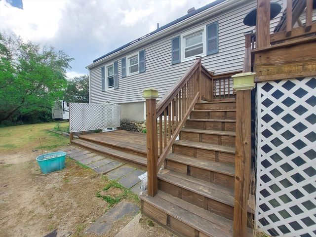 41 Dudley Hill Road, Dudley, MA 01571