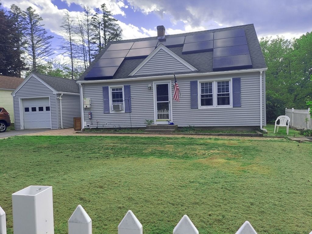 41 Dudley Hill Road, Dudley, MA 01571