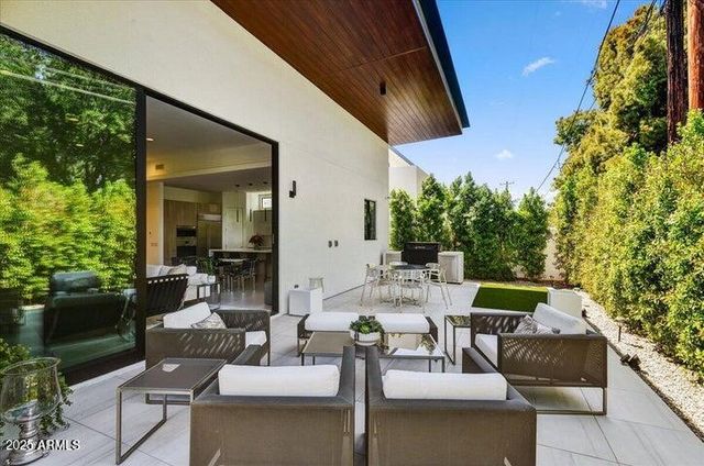 100 W NORTHERN Avenue 16, Phoenix, AZ 85021