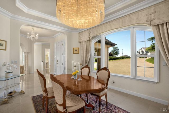 3682 Rocky Knoll Way, Santa Rosa, CA 95404