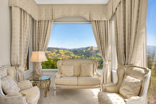 3682 Rocky Knoll Way, Santa Rosa, CA 95404