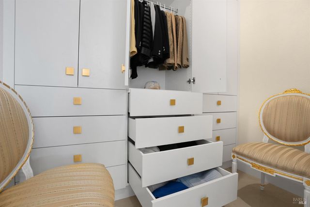 3682 Rocky Knoll Way, Santa Rosa, CA 95404