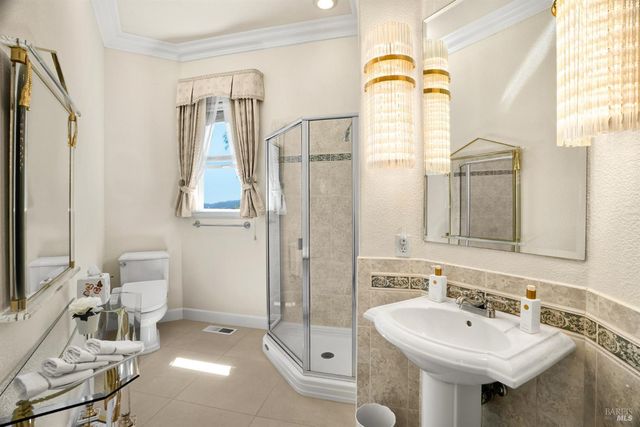 3682 Rocky Knoll Way, Santa Rosa, CA 95404