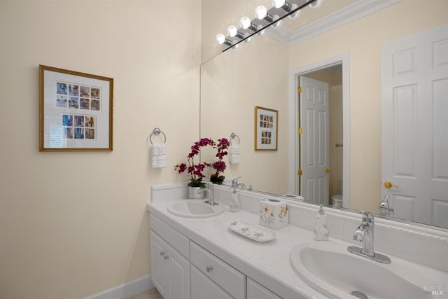 3682 Rocky Knoll Way, Santa Rosa, CA 95404