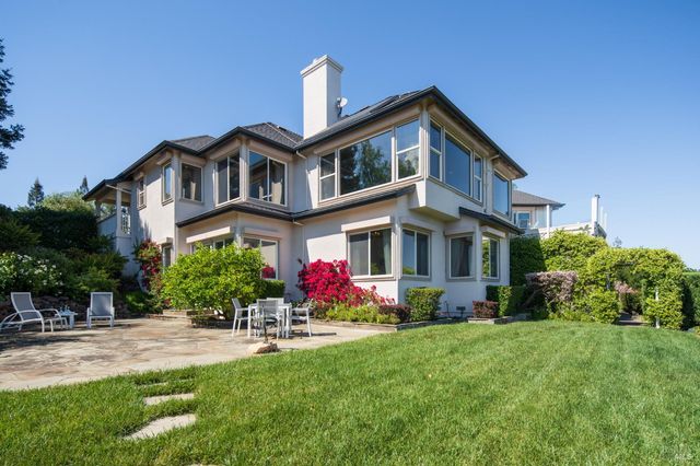 3682 Rocky Knoll Way, Santa Rosa, CA 95404