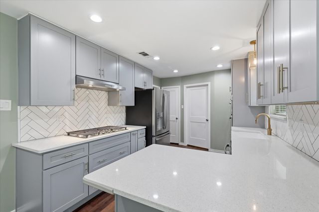 2244 Timberglen Drive, Flower Mound, TX 75028