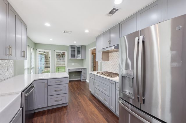2244 Timberglen Drive, Flower Mound, TX 75028