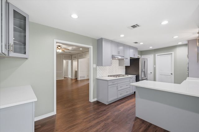 2244 Timberglen Drive, Flower Mound, TX 75028