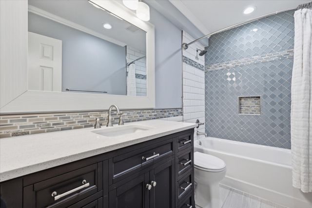 2244 Timberglen Drive, Flower Mound, TX 75028