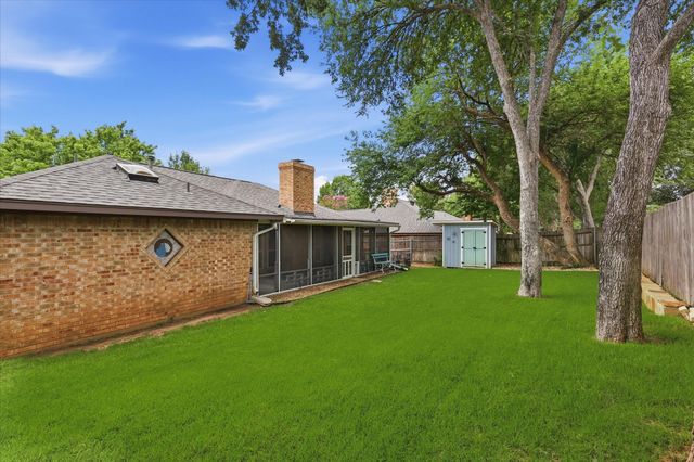 2244 Timberglen Drive, Flower Mound, TX 75028