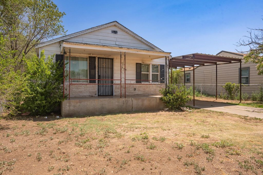 105 S VIRGINIA Street, Amarillo, TX 79106